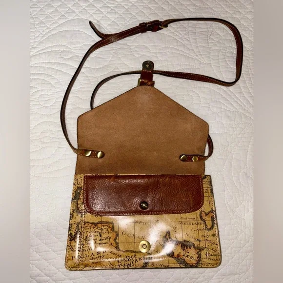 Patricia Nash Vintage Leather European Map Print Crossbody Bag - Picture 2 of 13